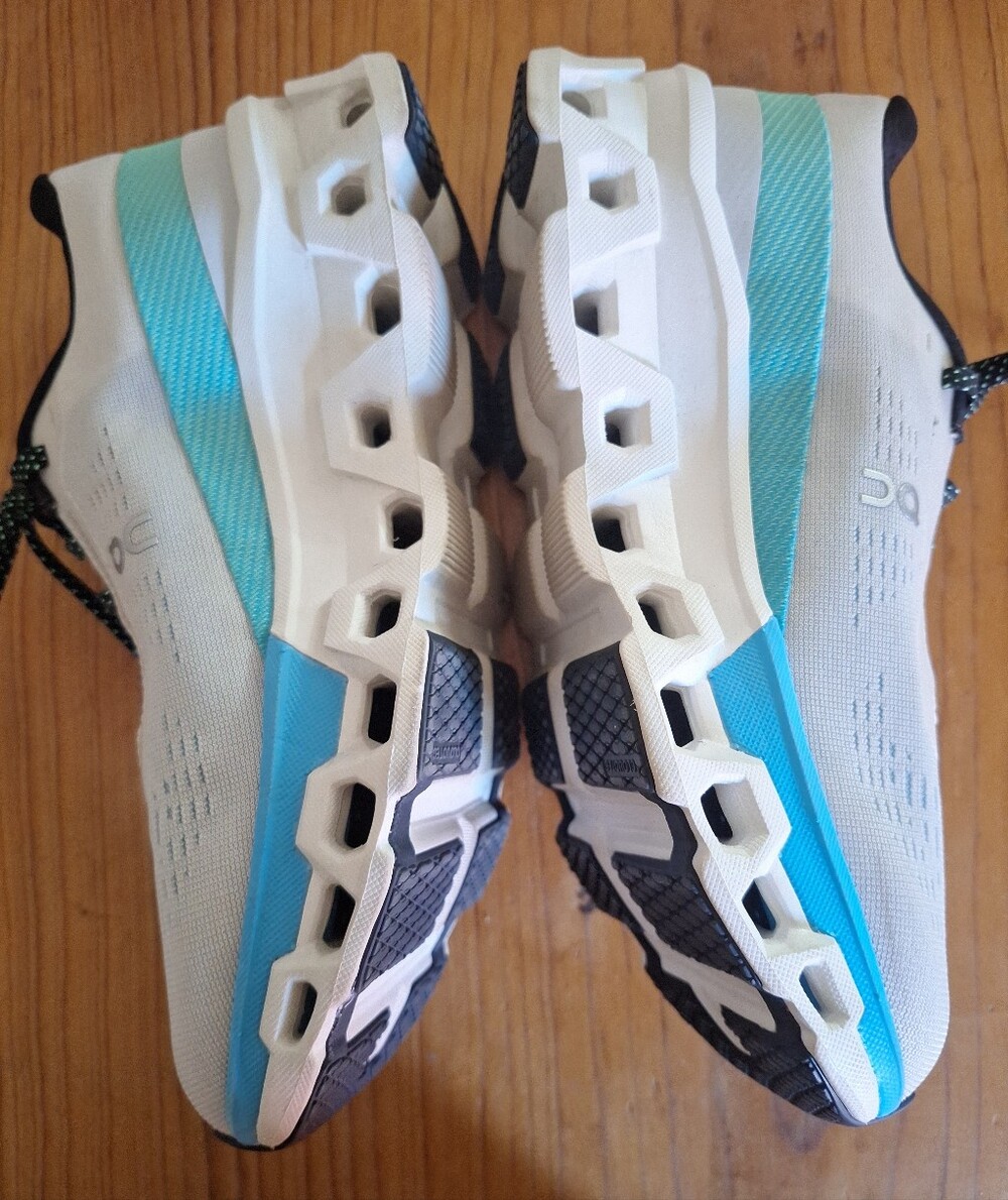 On Running Cloud Monster Women's Athletic Shoes in White & Blue - Picture 3 of 7